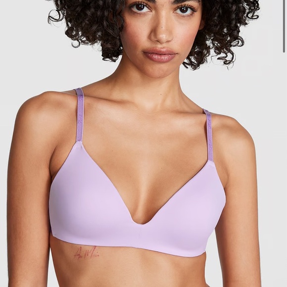 PINK Victoria Secret Wear Everywhere Push-Up Wireless Bra - Picture 1 of 4